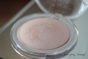 Catrice Highlighter The Glow (2)