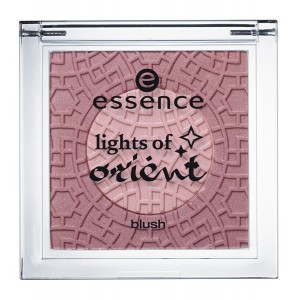 Essence lights of orient blush (2)